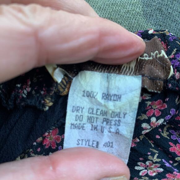 VINTAGE 90s ALEXANDER BROWN FLORAL PATCHWORK BUTTONFRONT SKIRT BOHO HIPPIE GYPSY - Picture 8 of 8